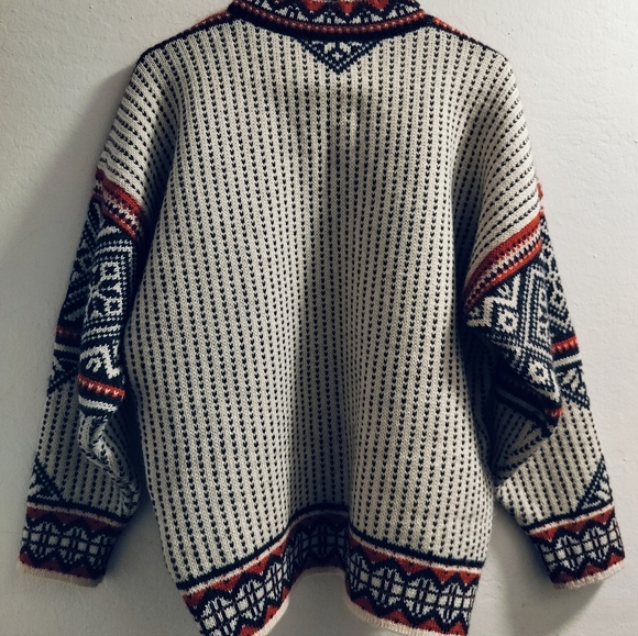Vintage 90s Dale of Norway Wool sweater S Norwegian Men's Nordic sweater - Picture 7 of 9